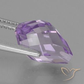 Amatista Violeta rosáceo claro natural de 3.48 ct, Corte Briolette, VS