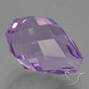 Amatista Violeta medio natural de 3.55 ct, Corte Briolette, VS