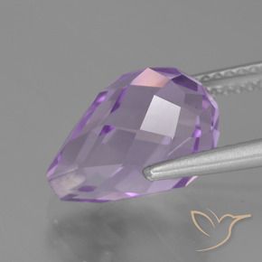 Amatista Violeta medio natural de 5.22 ct, Corte Briolette, VS