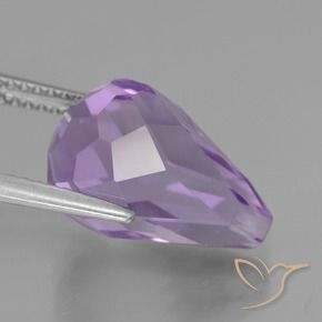 Amatista Violeta iris rosáceo natural de 7.29 ct, Corte Briolette, VS