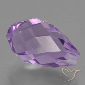 Amatista Violeta rosáceo medio natural de 3.92 ct, Corte Briolette, VS