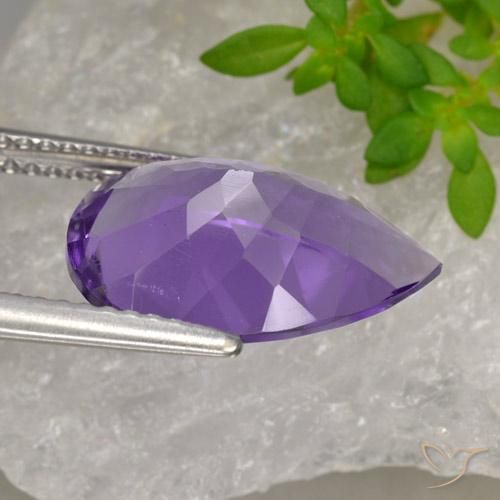Amatista Violeta medio natural de 4.27 ct, En forma de pera, VVS-VS