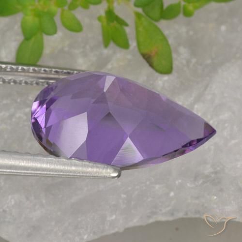 Amatista Violeta oscuro natural de 3.89 ct, En forma de pera, VS