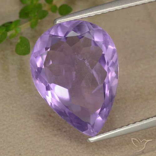 Amatista Violeta iris rosáceo natural de 4.72 ct, En forma de pera, VS