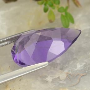 Amatista Violeta medio natural de 4.66 ct, En forma de pera, VS
