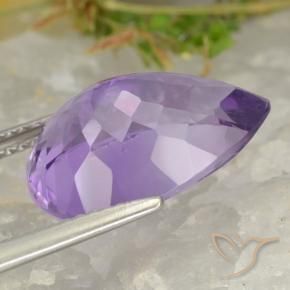 Amatista Violeta medio natural de 7.05 ct, En forma de pera, VVS-VS