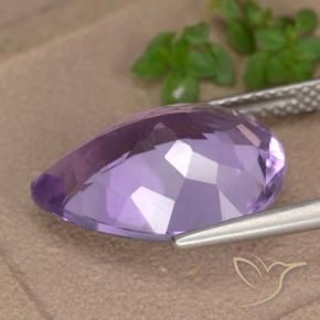 Amatista Violeta medio natural de 6.64 ct, En forma de pera, VVS-VS