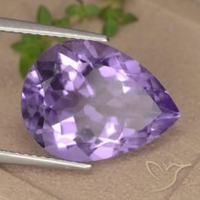 Amatista Violeta medio natural de 6.83 ct, En forma de pera, VVS-VS