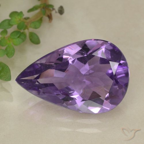 4.03ct Natural Violeta medio Amatista, En forma de pera, VS