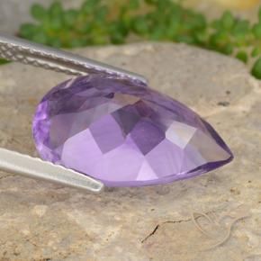 Amatista Violeta medio natural de 4.52 ct, En forma de pera, VVS-VS