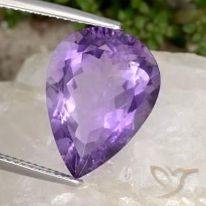 Amatista Violeta medio natural de 8.73 ct, En forma de pera, VVS-VS