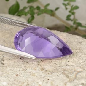 Amatista Violeta medio natural de 8.45 ct, En forma de pera, VS