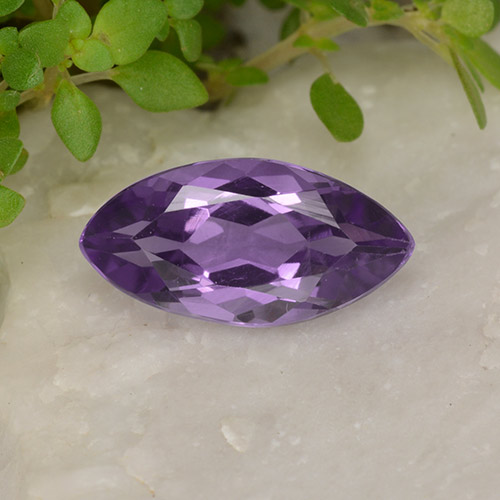 Amatista Violeta medio natural de 1.86 ct, Marquesa, VS