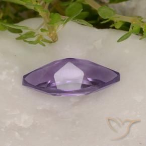 Amatista Violeta medio natural de 1.58 ct, Marquesa, VS