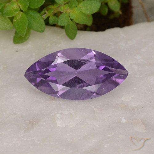 1.61ct Natural Violeta medio Amatista, Marquesa, VS