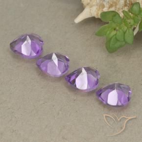 Gemas de Amatista Violeta vívido natural de 2.70 ct, Corazón, VVS-VS