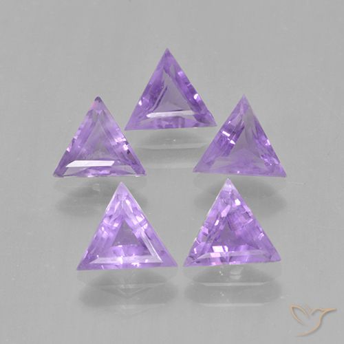 2.64ctw Natural Violeta medio Amatista, Trillón, VS