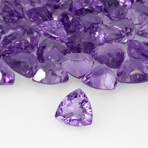 Amatista Violeta oscuro natural de 2.96 ct, Trillón, VS