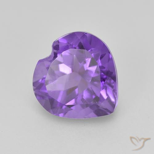Amatista Violeta medio natural de 1.79 ct, Corazón, VS