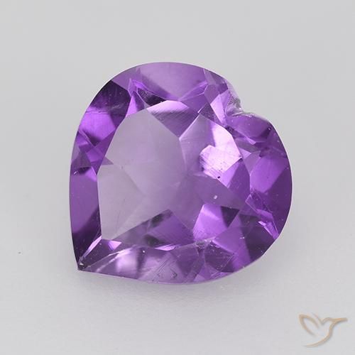 Amatista Violeta intenso natural de 1.55 ct, Corazón, VS