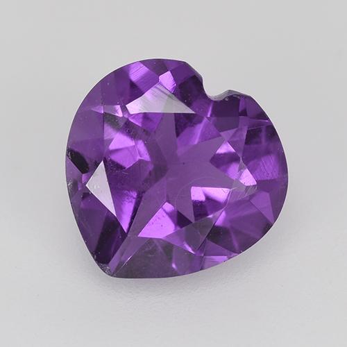 Amatista Violeta vívido natural de 1.40 ct, Forma de corazón, VS