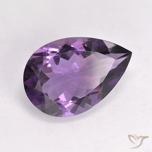Amatista Violeta medio natural de 4.56 ct, En forma de pera, VS