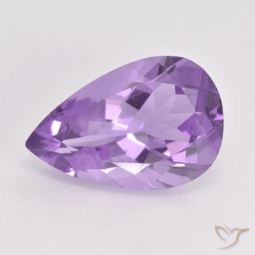 Amatista Violeta medio natural de 4.68 ct, En forma de pera, VVS-VS