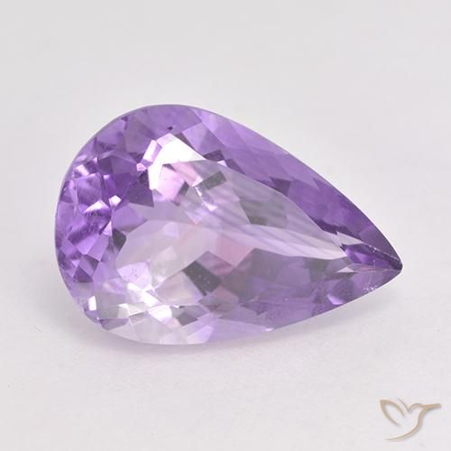 Amatista Violeta medio natural de 5.26 ct, En forma de pera, VS