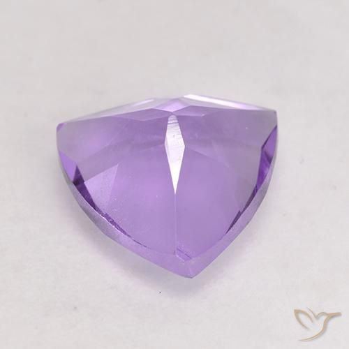 Amatista Violeta medio natural de 1.51 ct, Trillón, VS