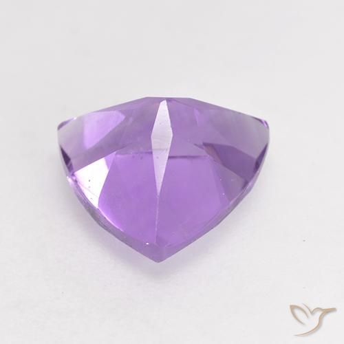 Amatista Violeta medio natural de 1.52 ct, Trillón, VS