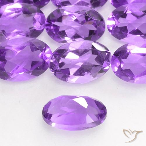 Amatista Violeta vívido natural de 0.43 ct, Ovalada, VS