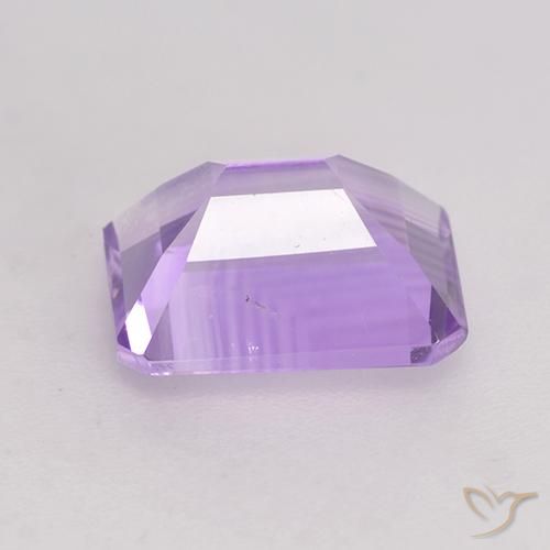 Amatista Violeta medio natural de 2.18 ct, Corte Octágono / Esmeralda, VS