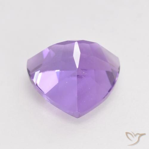 Amatista Violeta medio natural de 1.86 ct, Trillón, VS