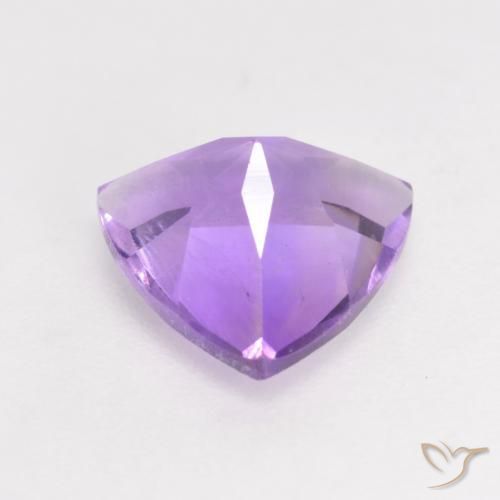 Amatista Violeta medio natural de 1.51 ct, Trillón, VS