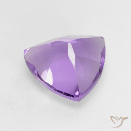 Amatista Violeta medio natural de 1.53 ct, Trillón, VS