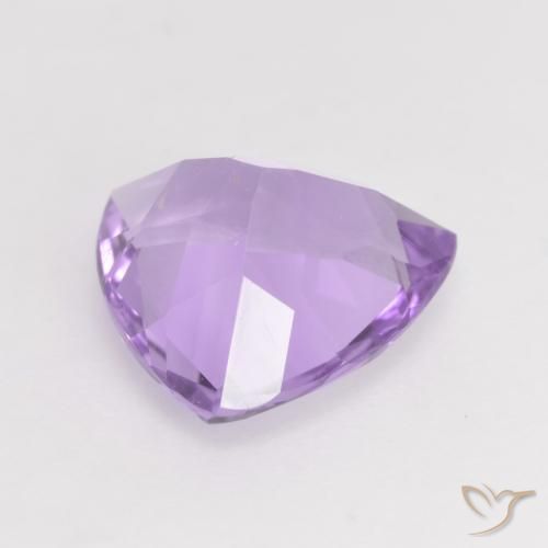 Amatista Violeta medio natural de 2.58 ct, Trillón, VS