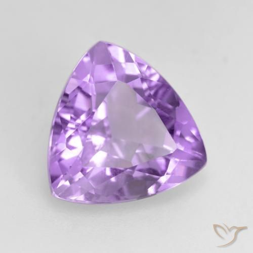 Amatista Violeta medio natural de 2.94 ct, Trillón, VS