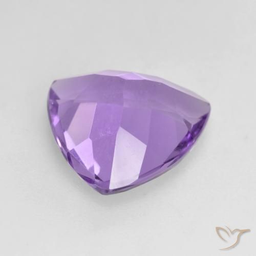 Amatista Violeta medio natural de 2.60 ct, Trillón, VS