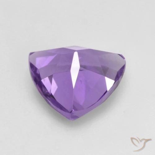 Amatista Violeta medio natural de 1.39 ct, Trillón, VVS-VS