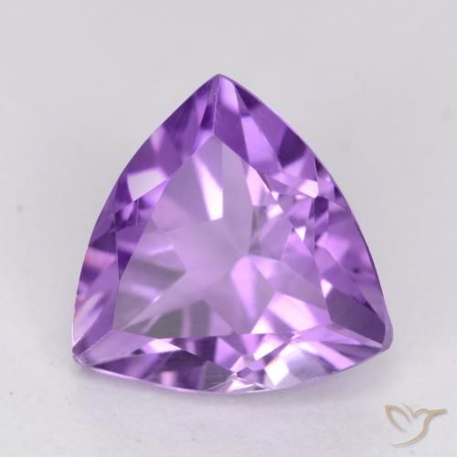 Amatista Violeta medio natural de 2.25 ct, Trillón, VS