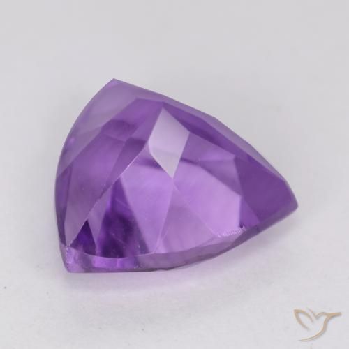 Amatista Violeta medio natural de 2.25 ct, Trillón, VS