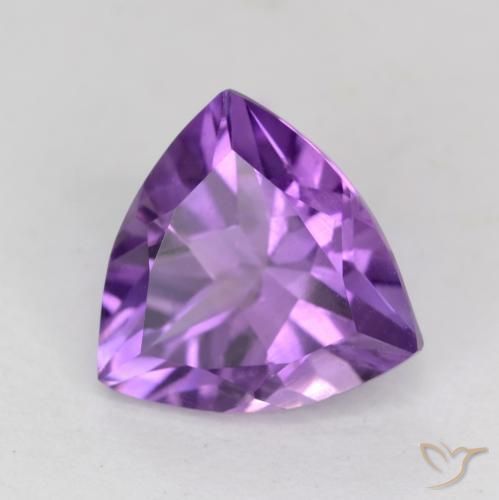 Amatista Violeta vívido natural de 2.25 ct, Trillón, VS