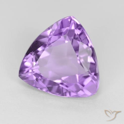 Amatista Violeta medio natural de 2.91 ct, Trillón, VS