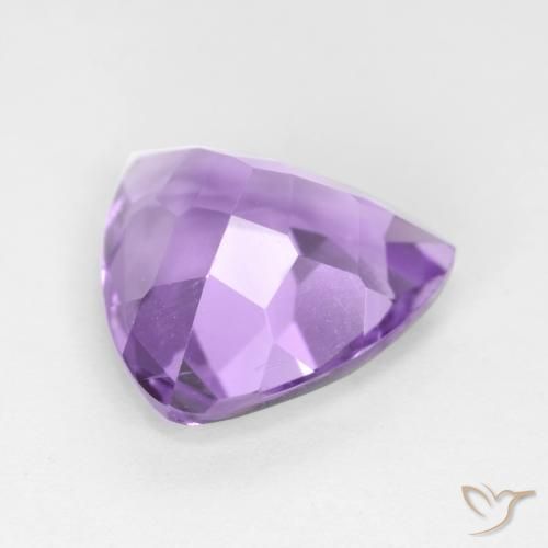 Amatista Violeta medio natural de 2.71 ct, Trillón, VVS-VS