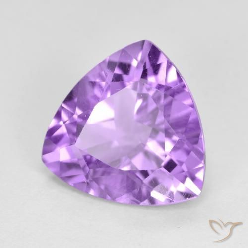 Amatista Violeta medio natural de 2.86 ct, Trillón, VS