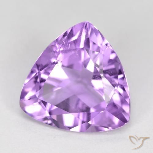 Amatista Violeta medio natural de 2.72 ct, Trillón, VS