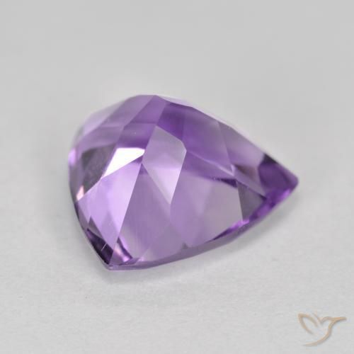 Amatista Violeta medio natural de 2.93 ct, Trillón, VS