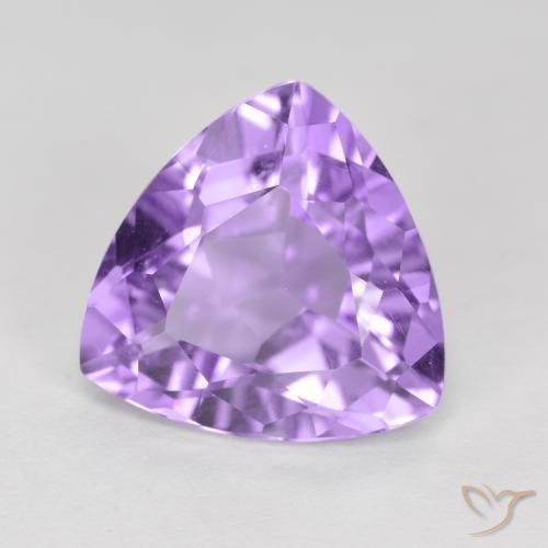 Amatista Violeta medio natural de 2.86 ct, Trillón, VS