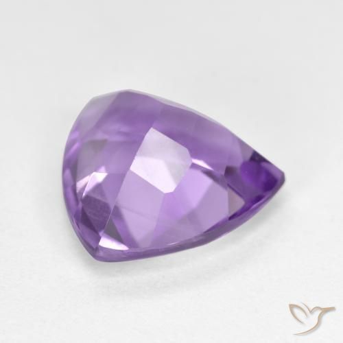 Amatista Violeta medio natural de 2.88 ct, Trillón, VS