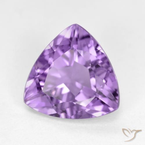 Amatista Violeta oscuro natural de 2.81 ct, Trillón, VS